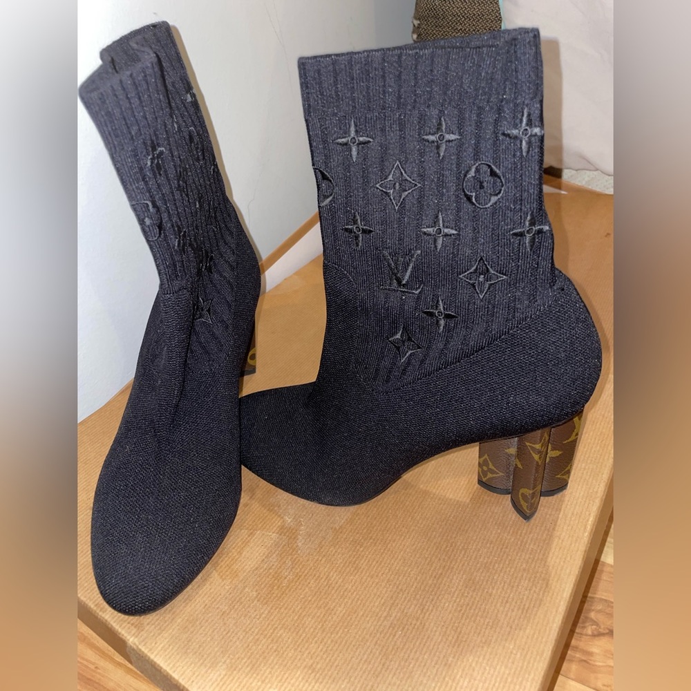 COPY - LV booties wore twice for short time too small and they are AUTHENTIC ‼️